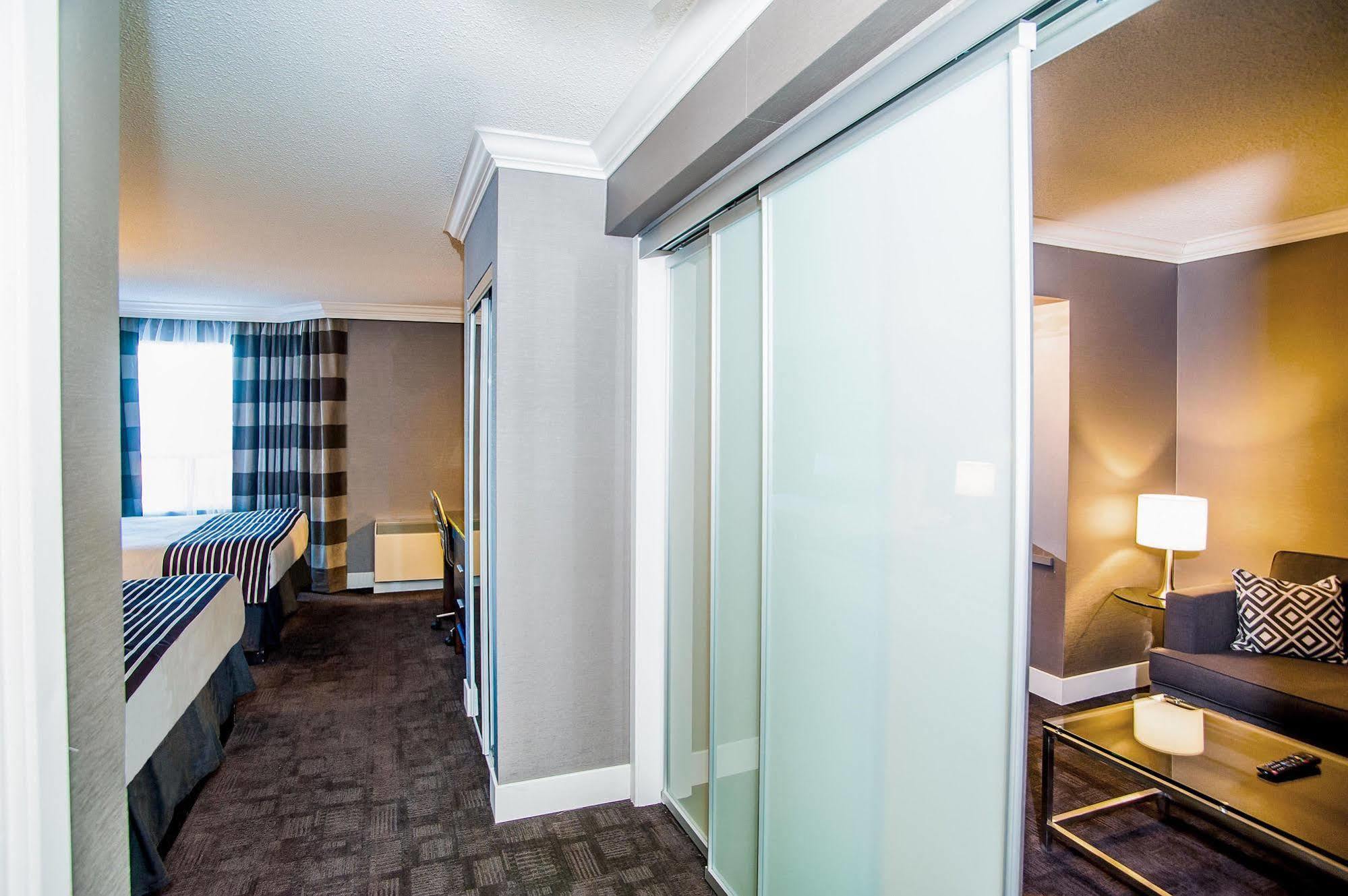 Sandman Signature Mississauga Hotel Exterior foto